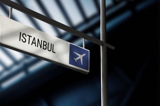 airport departure for istanbul information board sign - istanbul airport flights stok fotoğraflar ve resimler