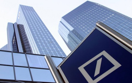 Deutsche Bankın merkezinde arama