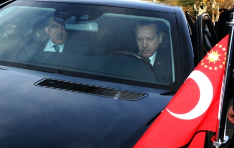 Başbakan Erdoğan direksiyon başında