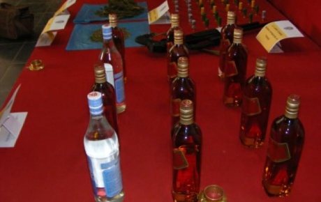 Viranşehirde kaçak içki operasyonu