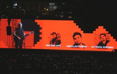 Roger Waters konserine Gezi damgası