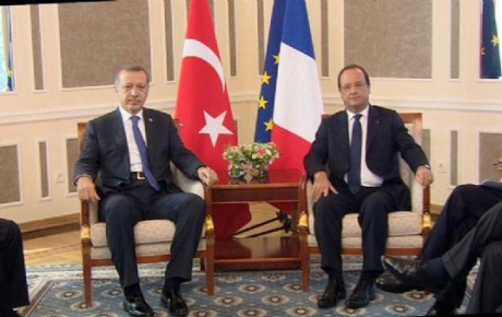 Erdoğan ile Hollande görüş birliğine vardı