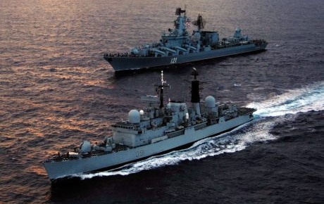 NATO filosu Libya açıklarında