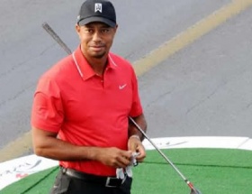 Tiger Woodsdan tarihi atış
