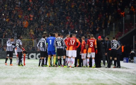 Galatasaray-Juventus maçına kar engeli
