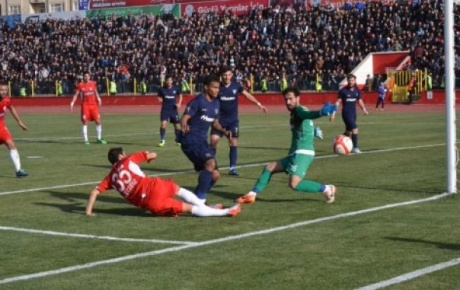 Kahramanmaraşspor 2-4 Bucaspor