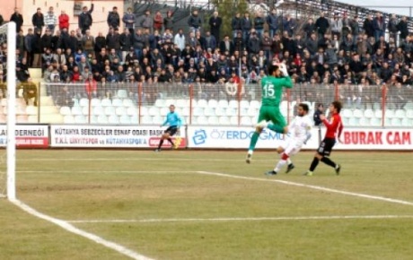 TKİ Tavşanlı Linyitspor 0-2 Balıkesirspor