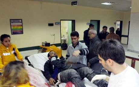 Yaralı Suriyeliler Nizipe getirildi