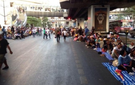 Bangkoku Kapatma eylemi başladı