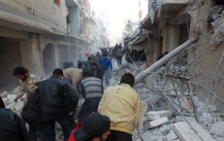 Esadin uçakları Halepi bombaladı