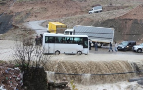 Şırnak-Cizre karayolu ulaşıma açıldı