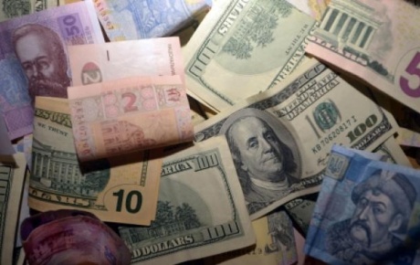 Ukrayna parası dolar karşısında eriyor