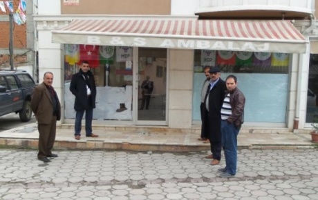 HDP Seçim Bürosuna taşlı saldırı