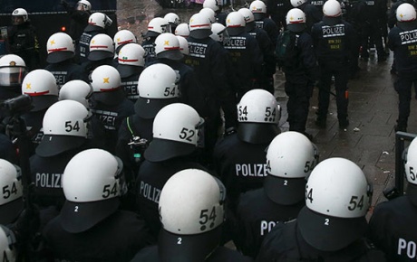 Alman polisinden harcanıyoruz şikayeti