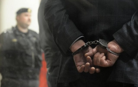 Kırmızı bültenle aranan Türk vatandaşı gözaltında