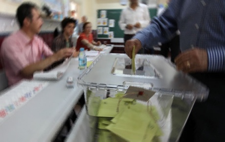 İzmirde oylar sayılıyor