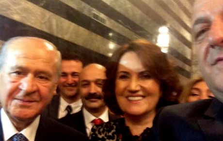 Devlet Bahçeliden selfie