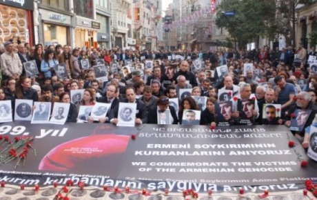 Taksim Meydanında 1915 yılında yaşanan olaylar için anma töreni yapıldı