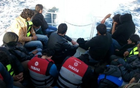 Suriyeli kaçakları Sahil Güvenlik kurtardı