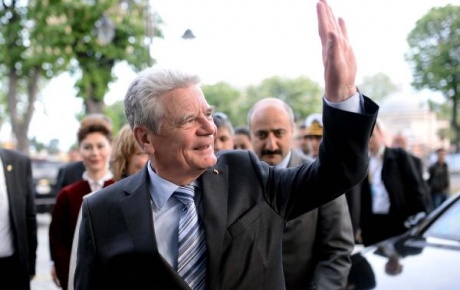 Gauck, Ayasofya ve Sultanahmeti ziyaret etti