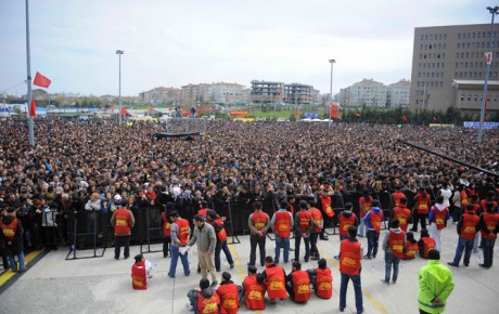 Grup Yoruma Bakırköyde dev koro