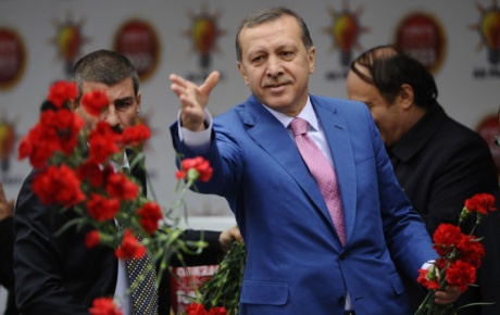 Erdoğanın hedefi 70 miting