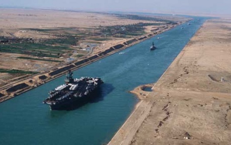 Süveyş Kanalı gelir rekor kırdı