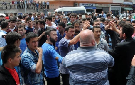 Giresunda İstiklal Marşı kavgası