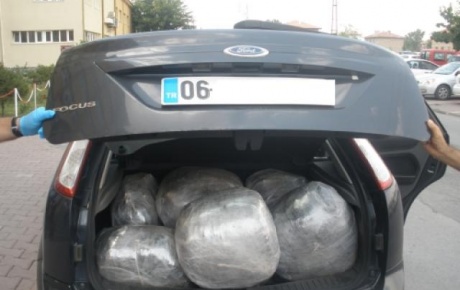 Kayseri polisi 51 kilo esrar ele geçirdi