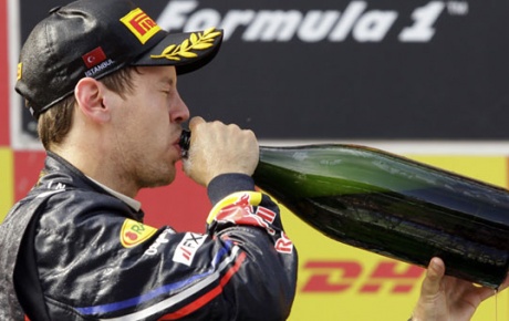 Formula 1 İtalya Grand Prixsi Vettelin