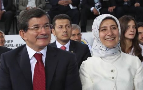 AK Partinin yeni genel başkanı Ahmet Davutoğlu