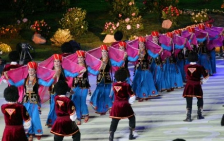 Özbekistan, bağımsızlığının 23. yıl dönümünü kutluyor