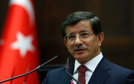 Davutoğlu, başbakanlık personeli ile bayramlaştı