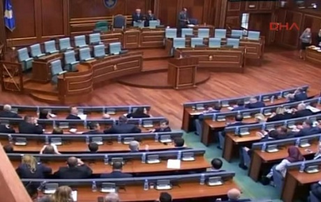 Kosova Meclisinde başkan krizi