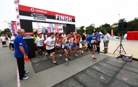 İstanbul Champions Runningte profesyoneller koştu