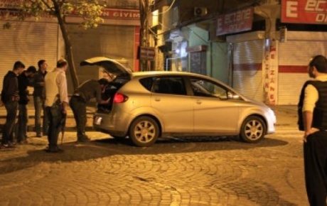 Diyarbakırda polise silahlı saldırı!