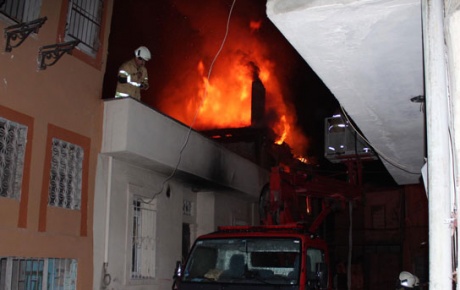 İzmirde korkutan yangın