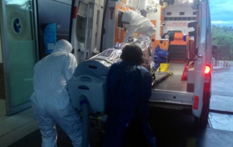 Ebola paniği acil servis kapattırdı