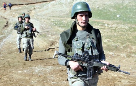 Jandarmaya saldıran 2 PKKlı öldürüldü