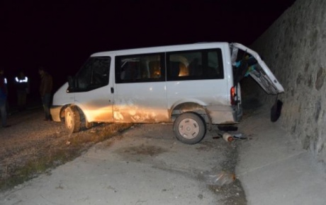 Adanada trafik kazası: 12 yaralı