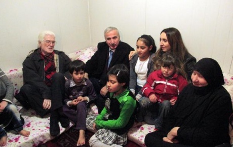 Suriyeli mülteciler İzzet Günayla film izledi