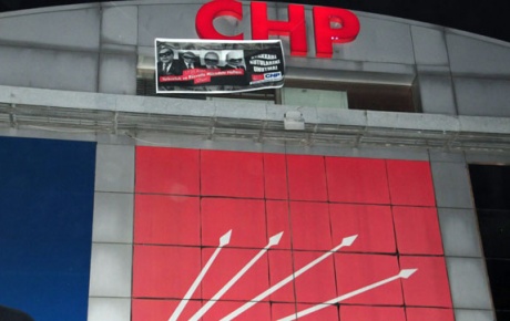 CHP asıyor, POLİS indiriyor !