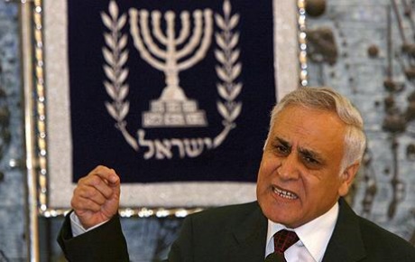 İsrailin tecavüzcü Cumhurbaşkanı hapiste