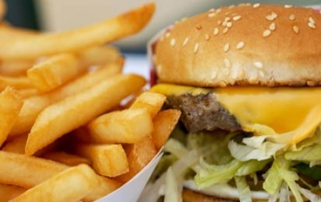 Fast food böbrek hastalığına neden oluyor