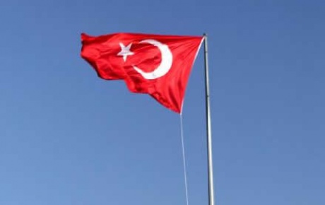 Ermeniler, Türk bayrağını görünce çıldırdı