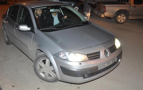 Otomobil hırsızları Ankarada suçüstü yakalandı