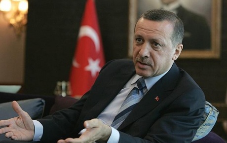 Erdoğan Türkiyeye döndü