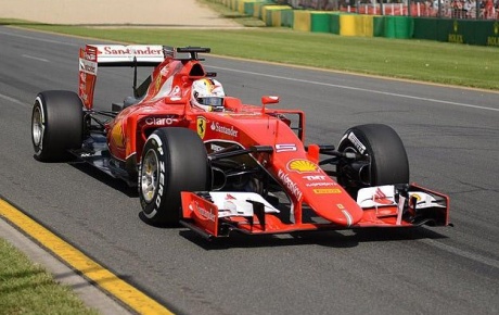 Ferrari 22 ay sonra zirvede