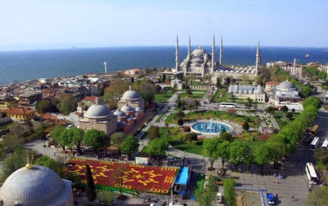 Dünyanın en büyük lale halısı İstanbula