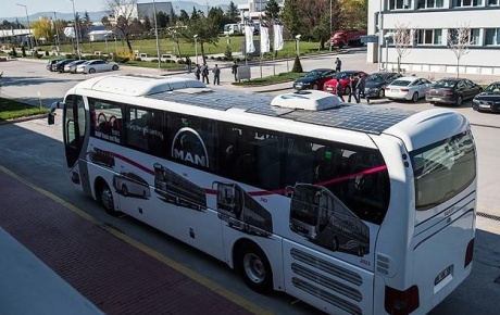 Türkiyenin ilk güneş otobüsü yollara çıktı